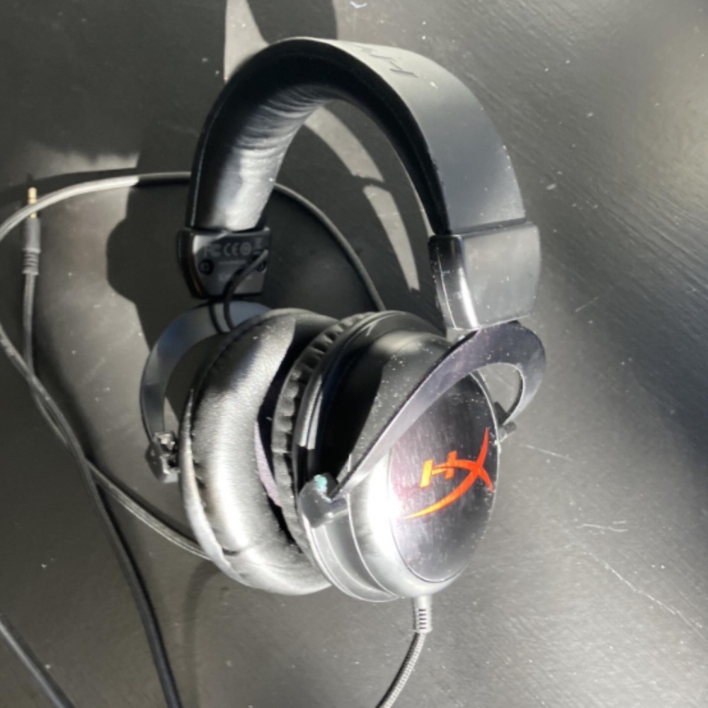 HyperX Cloud II Gaming Headset (Wired – Black/Red)